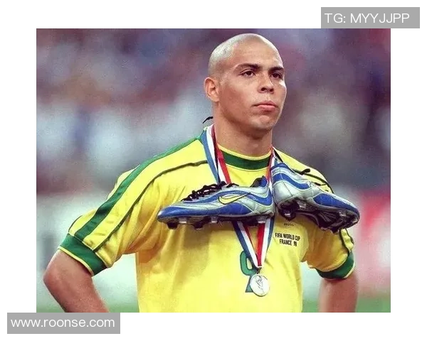 足球4号位经典球星盘点与传奇回顾