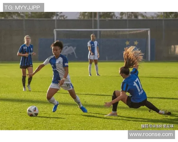 苏格兰女足球星凭借惊艳表现成为国际赛场新一代先锋力量